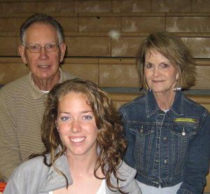elyse-mamaw-and-pops-may-2009